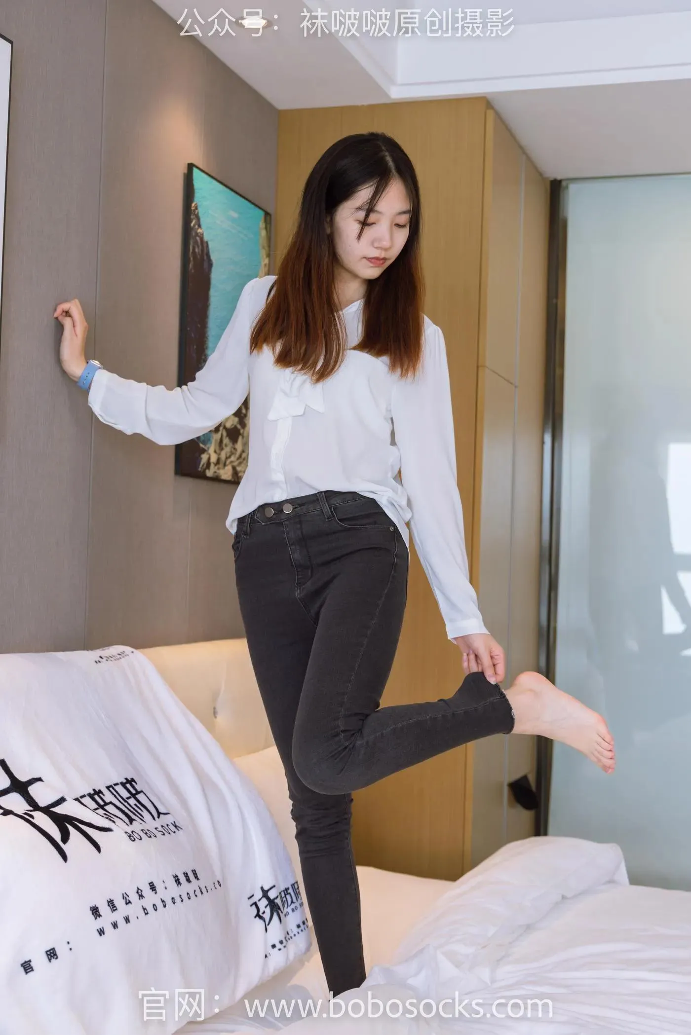 [BoBoSocks袜啵啵]NO.158 小甜豆-高跟长靴、白棉袜、裸足 [136P]插图3